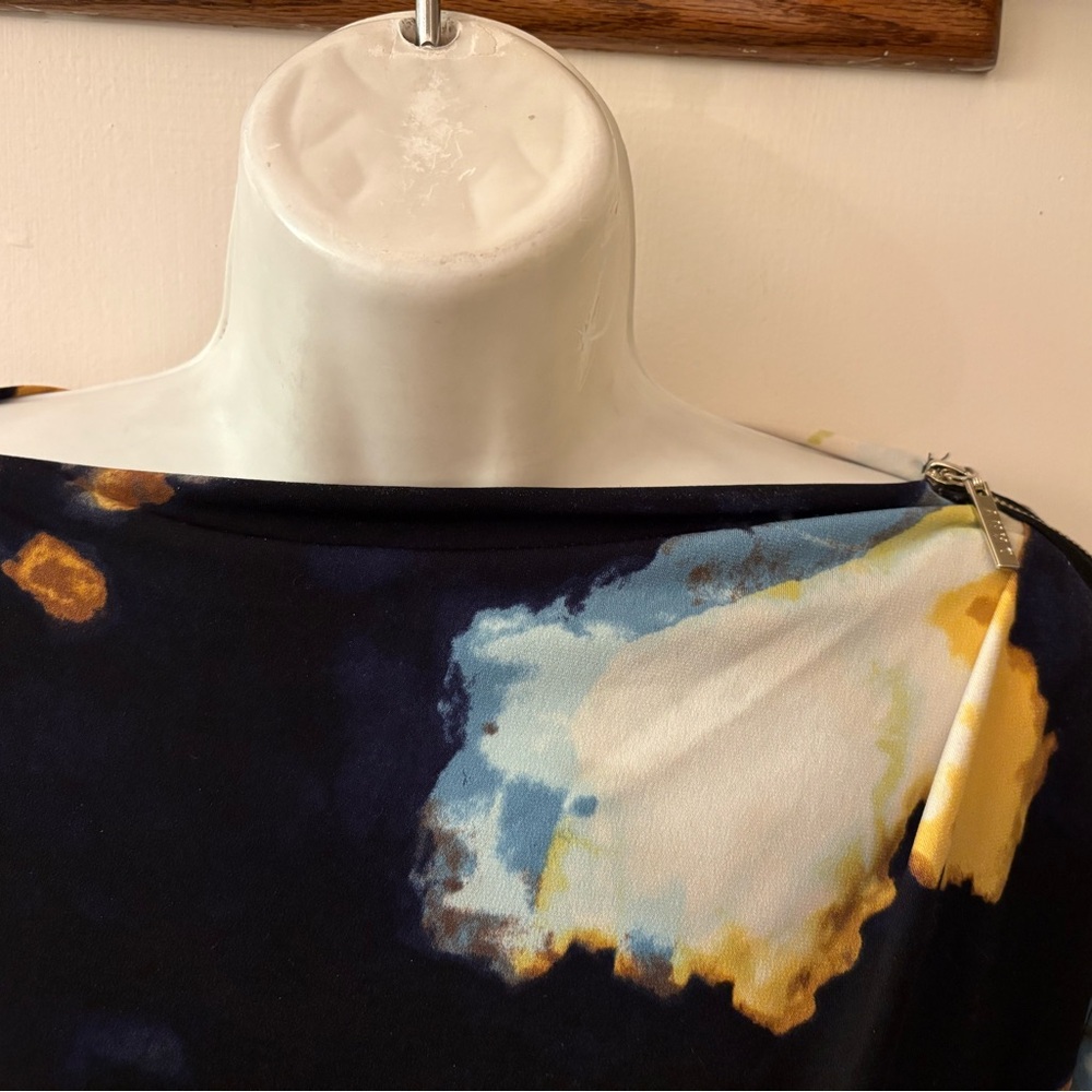 DKNY Abstract Print Sleeveless Tunic - Picture 3 of 8